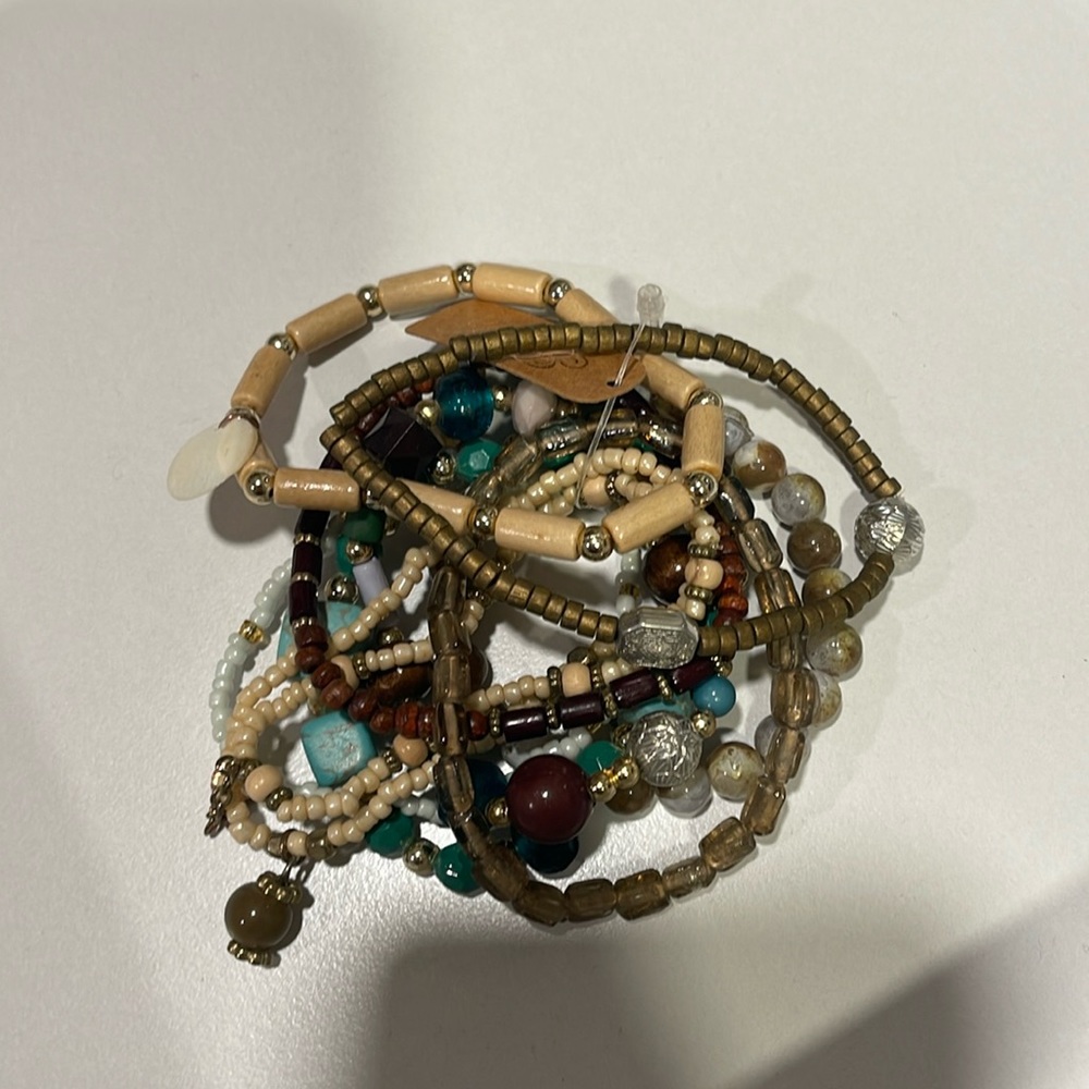 NEW 10 strand braclet